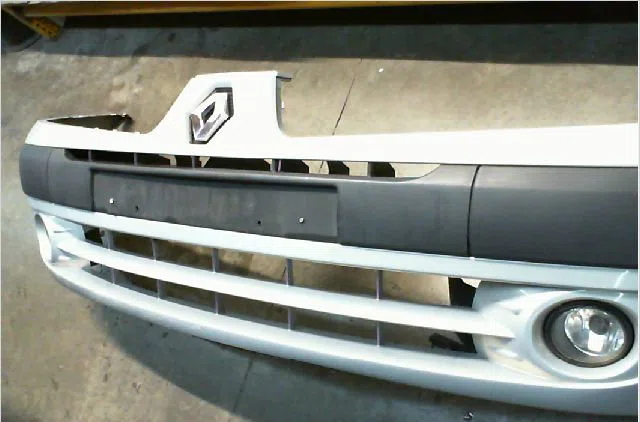 Pare-choc avant Renault CLIO II (BB_, CB_) 1.2 (bb0a, bb0f, bb10, bb1k, bb28, bb2d, bb2h, cb0a,... (1998-2010) 5 portes 