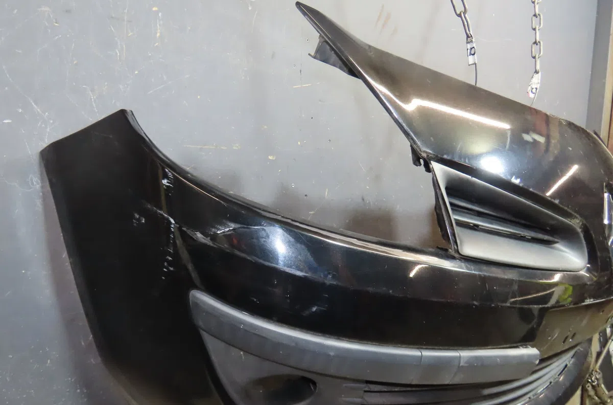 Pare-choc avant Renault CLIO III (BR0-1, CR0-1) 1.5 dci (br17, cr17) (2005-2012) 5 portes occasion