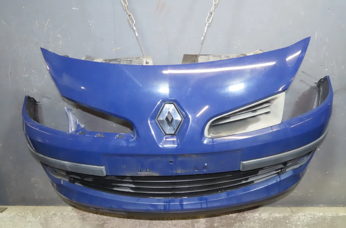 Pare-choc avant Renault CLIO III (BR0-1, CR0-1) 1.5 dci (c-br0g, c-br1g) (2005-2012) 5 portes occasion