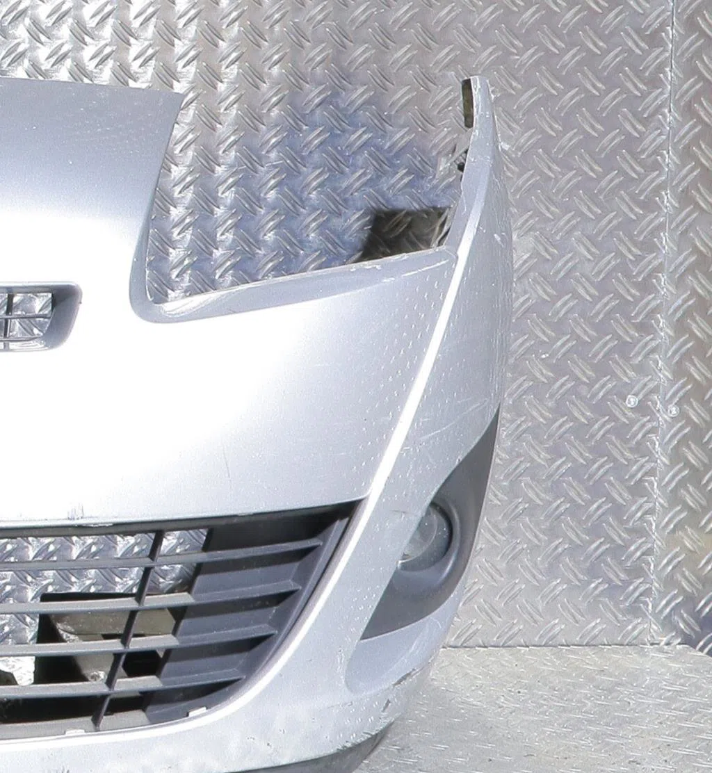Pare-choc avant RENAULT GRAND SCENIC 3 PHASE 1 occasion