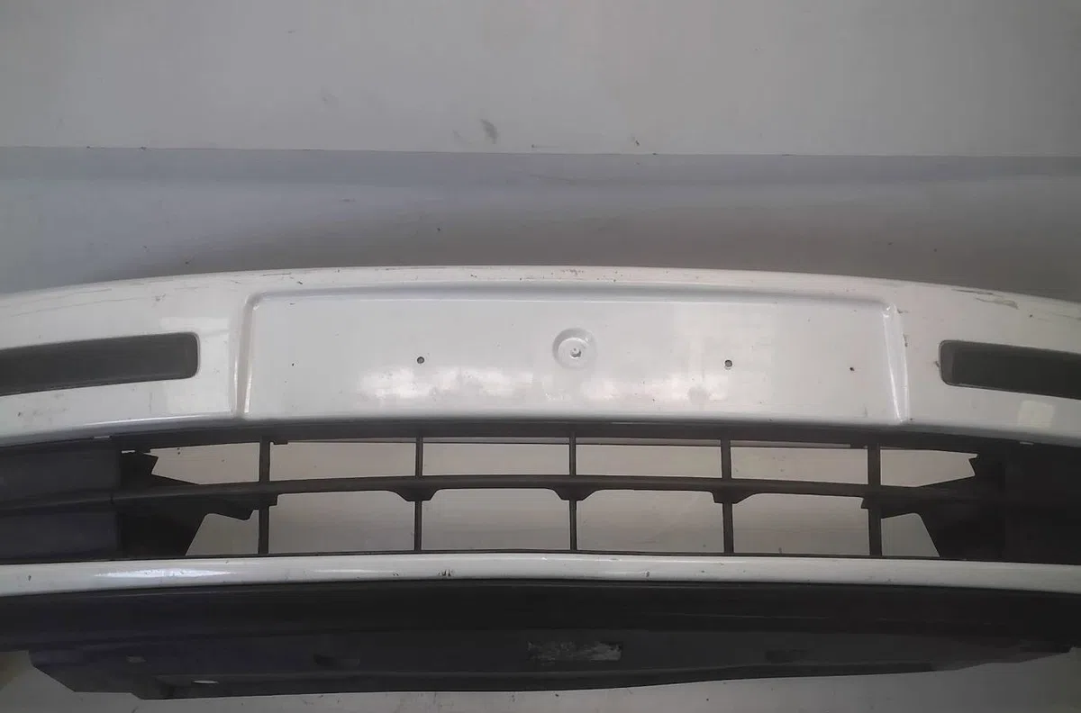 Pare-choc avant Renault LAGUNA II (BG0-1_) 1.8 16v (bg04, bg0b, bg0c, bg0v) (2001-2005) occasion