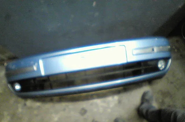 Pare-choc avant Renault LAGUNA II (BG0-1_) 1.9 dci (bg08, bg0g) (2001-2007) occasion