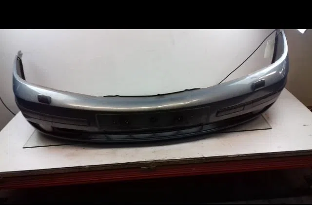 Pare-choc avant Renault LAGUNA II (BG0-1_) 2.2 dci (bg0f) (2001-2006) occasion