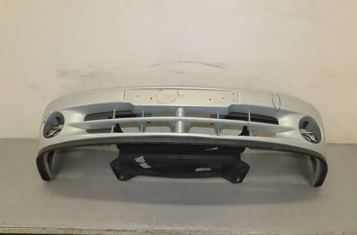 Pare-choc avant Renault MEGANE I Coupé (DA0-1_) 1.9 dti (da0n) (1997-2001) occasion