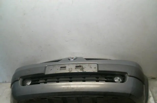 Pare-choc avant Renault MEGANE II (BM0-1_, CM0-1_) 1.5 dci (bm0f, bm0t, bm2b, cm0f, cm0t) (2002-2008) 5 portes occasion