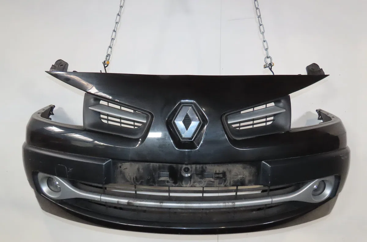 Pare-choc avant Renault MEGANE II Break (KM0-1_) 1.5 dci (km16, km1e) (2005-2008) occasion