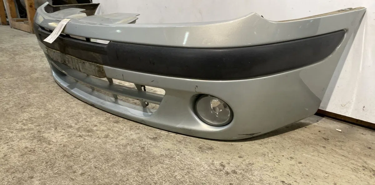 Pare-choc avant Renault SCÉNIC I Monospace (JA0-1_, FA0_) 1.9 dci (ja05, ja1f) (1999-2003) 5 portes occasion