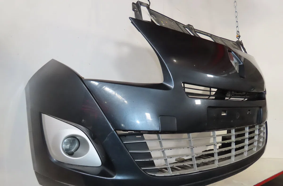 Pare-choc avant Renault SCÉNIC III (JZ0-1_) 1.9 dci (jz0j, jz1j, jz1k, jz1s) (2009) occasion