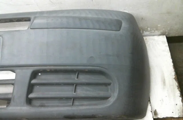 Pare-choc avant Renault TRAFIC II Camionnette (FL) 1.9 dci 100 (fl0c) (2001-2006) occasion