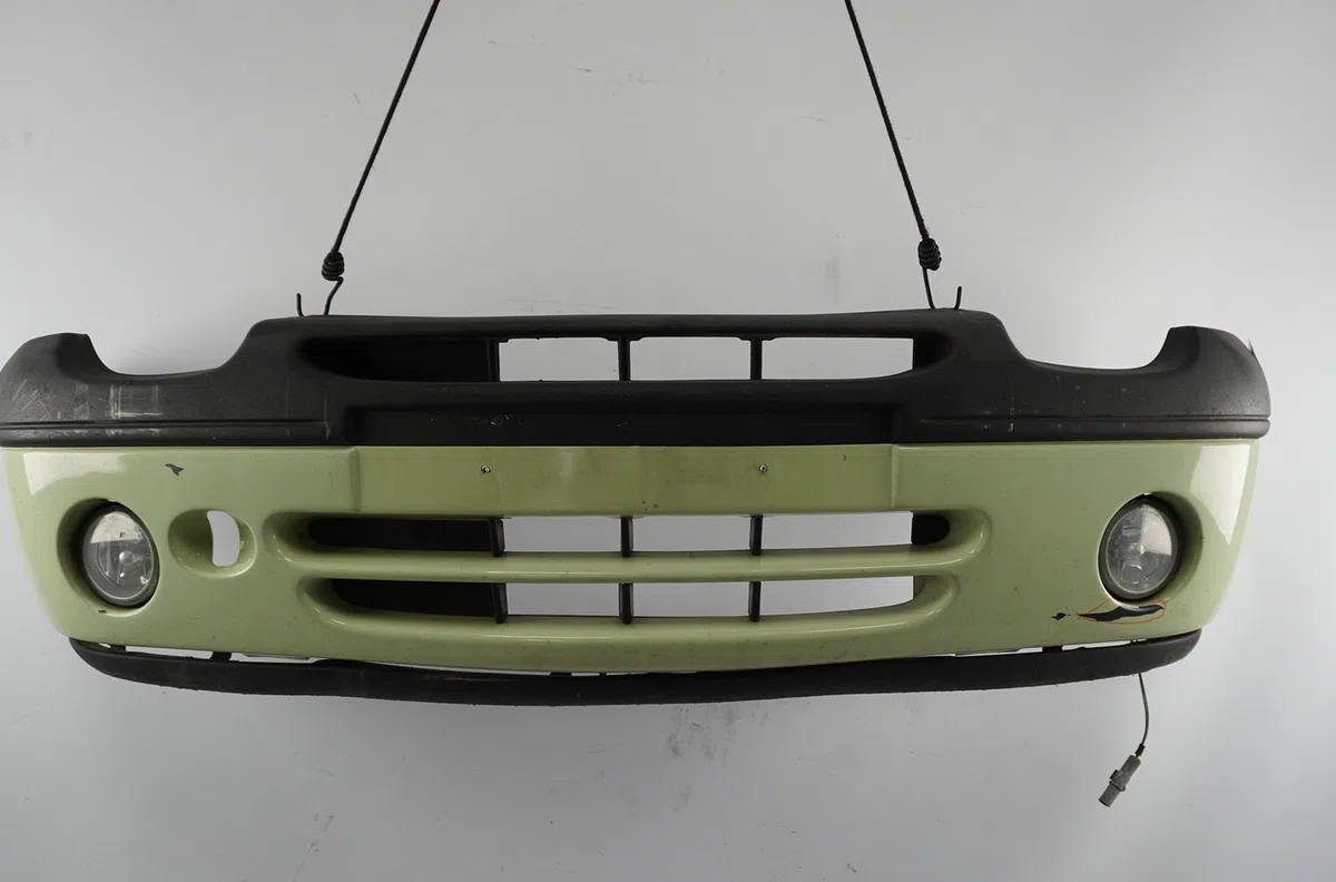 Pare-choc avant Renault TWINGO I (C06_) 1.2 16v (c06c, c06d, c06k) (2001-2007) 3 portes occasion