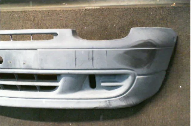 Pare-choc avant Renault TWINGO I (C06_) 1.2 (c066, c068) (1996-2007) 3 portes occasion