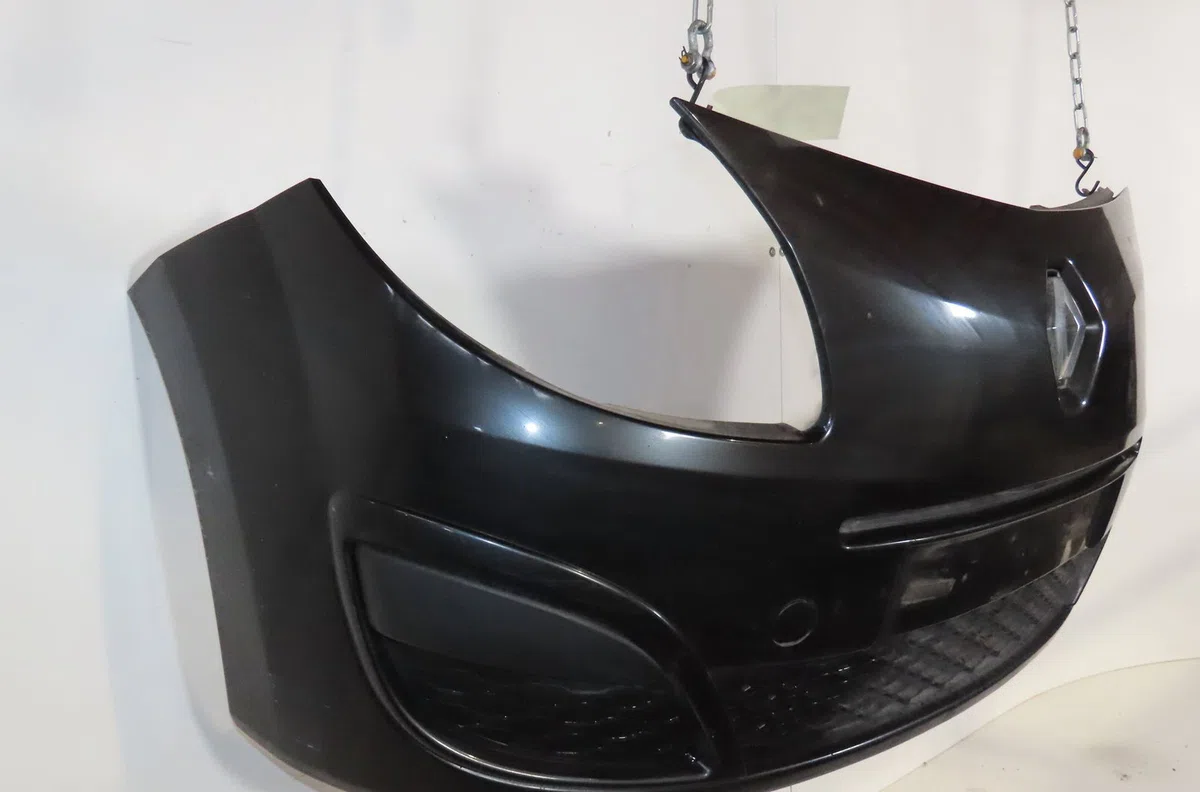 Pare-choc avant Renault TWINGO II (CN0_) 1.5 dci (cn0e) (2007-2014) 3 portes occasion
