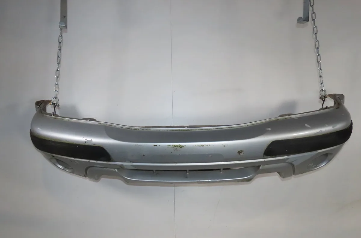 Pare-choc avant Suzuki GRAND VITARA I (FT, HT) 2.0 hdi 110 4x4 (sq 420d) (2001-2003) occasion