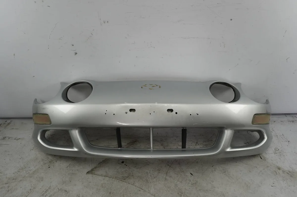 Pare-choc avant Toyota CELICA Coupé (_T20_) 1.8 i 16v (at200-st) (1993-1999) occasion