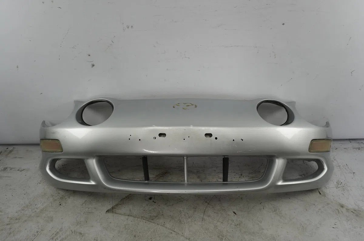 Pare-choc avant Toyota CELICA Coupé (_T20_) 1.8 i 16v (at200-st) (1993-1999) occasion