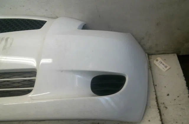 Pare-choc avant Toyota YARIS (_P9_) 1.0 vvt-i (ksp90_) (2005-2011) 5 portes occasion