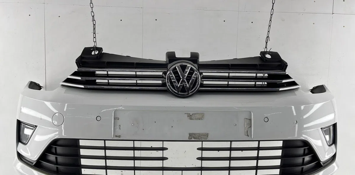 Pare-choc avant VOLKSWAGEN GOLF SPORTSVAN PHASE 1 occasion