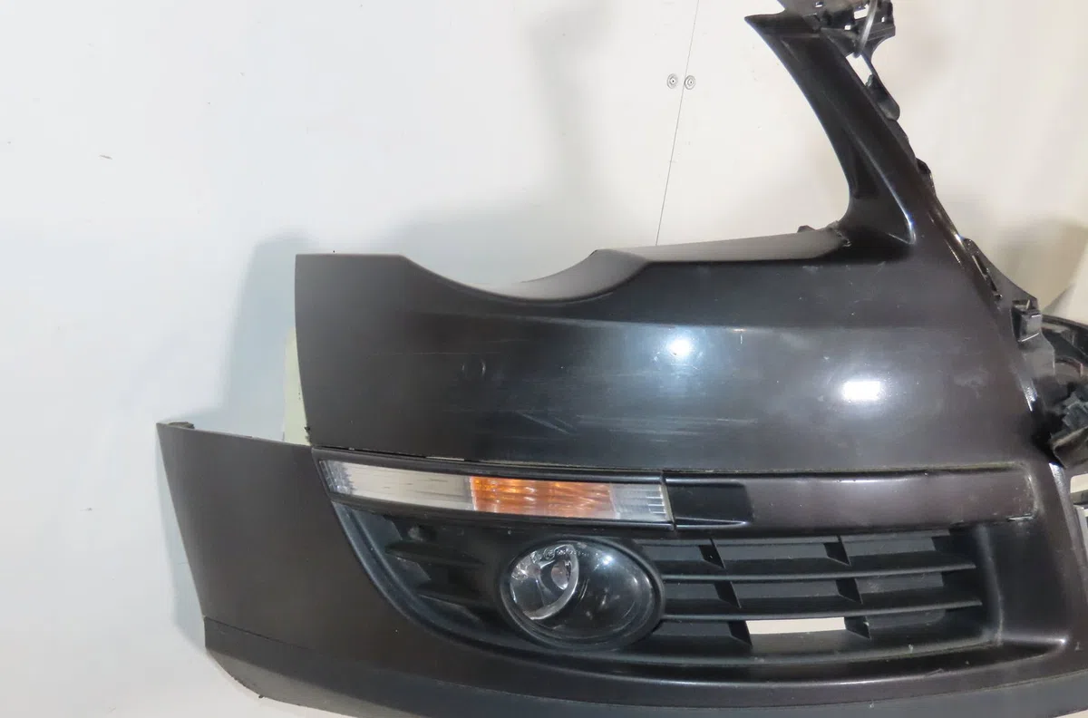 Pare-choc avant Volkswagen PASSAT B6 (3C2) 1.9 tdi (2005-2010) 4 portes occasion