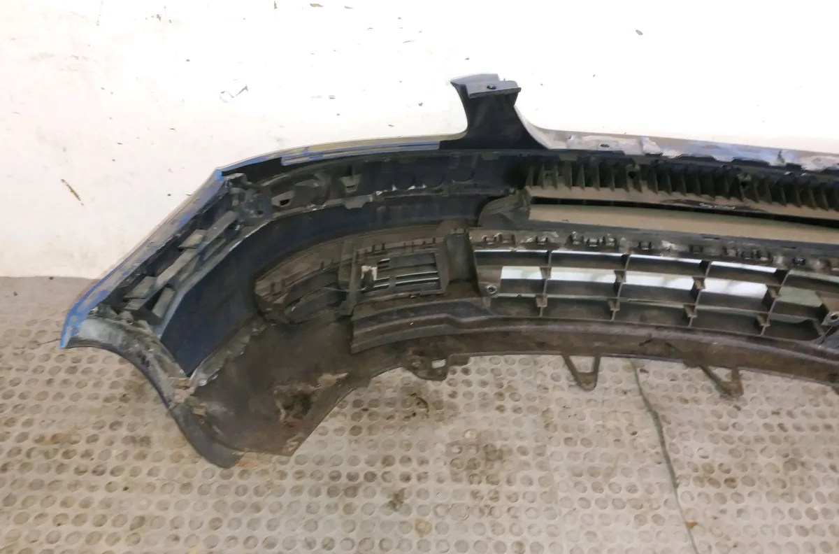 Pare-choc avant Volkswagen TOURAN (1T1, 1T2) 2.0 tdi (2003-2010) 5 portes occasion
