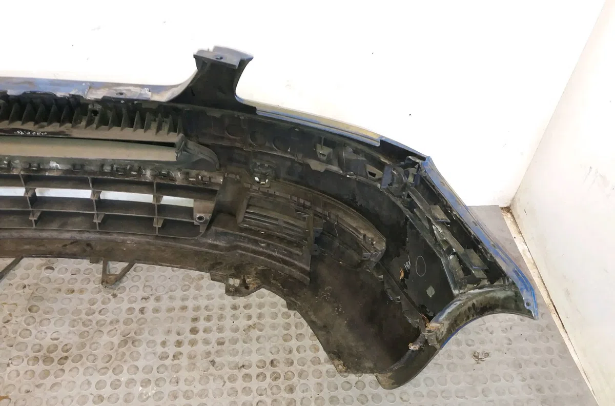 Pare-choc avant Volkswagen TOURAN (1T1, 1T2) 2.0 tdi (2003-2010) 5 portes occasion