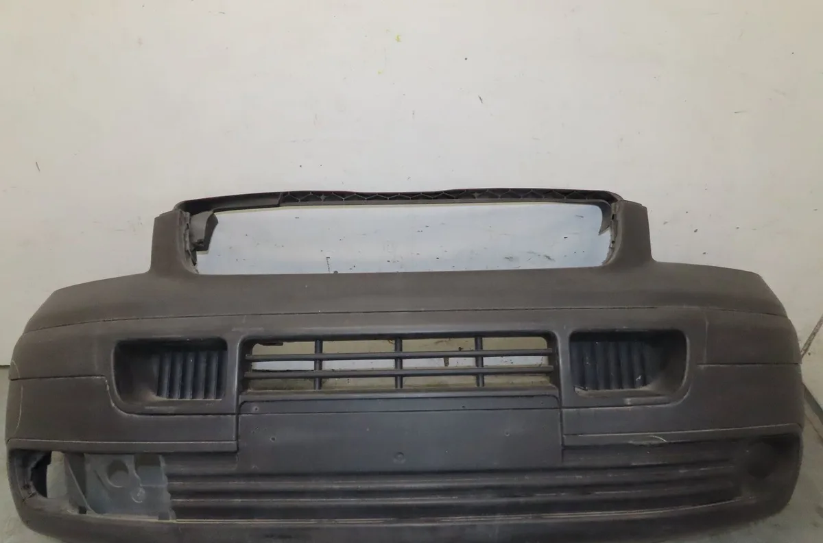 Pare-choc avant Volkswagen TRANSPORTER V Camionnette (7HA, 7HH, 7EA, 7EH) 2.5 tdi (2003-2009) occasion