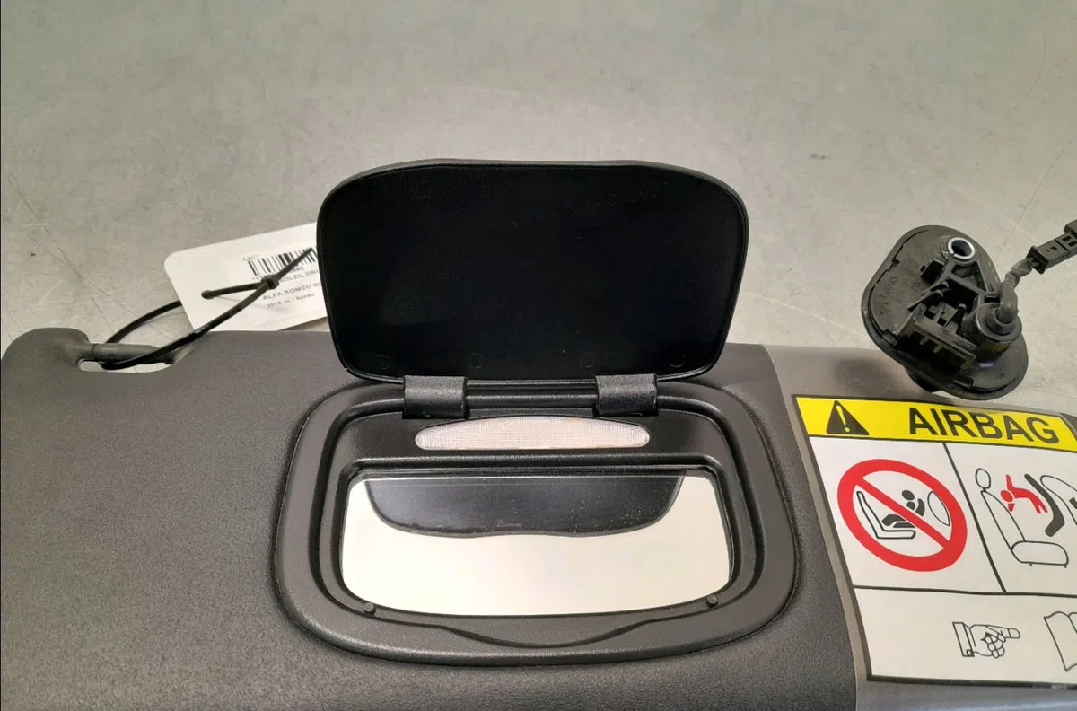 Pare-soleil droit Alfa romeo GIULIETTA (940_) 1.4 tb (940fxb1a, 940fxb11) (2010-2018) occasion
