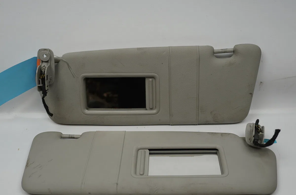 Pare-soleil droit Audi A3 (8P1) 2.0 tdi 16v (2003-2012) 3 portes occasion