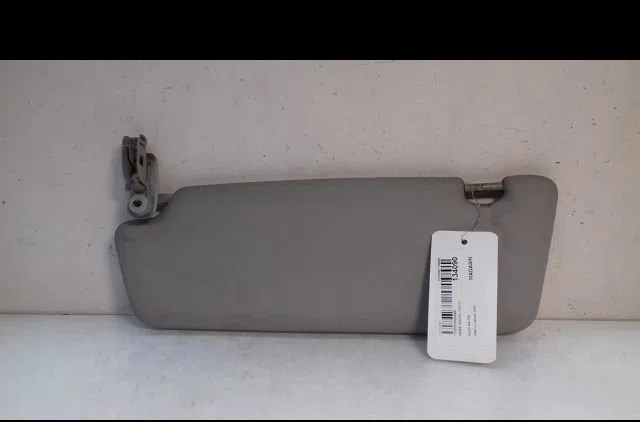 Pare-soleil droit Audi A4 B7 (8EC) 2.0 tdi 16v (2004-2008) 4 portes occasion