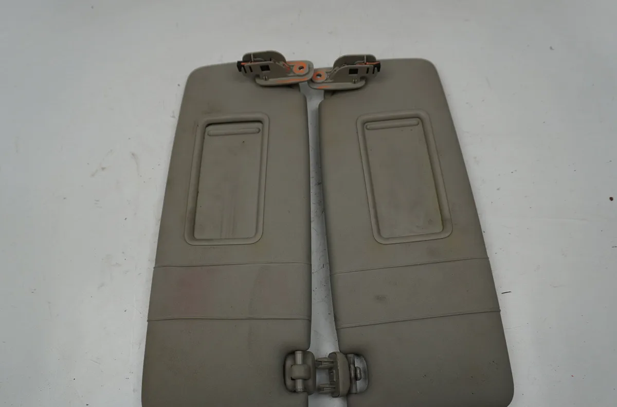 Pare-soleil droit Audi TT (8J3) 2.0 tfsi (2006-2010) occasion