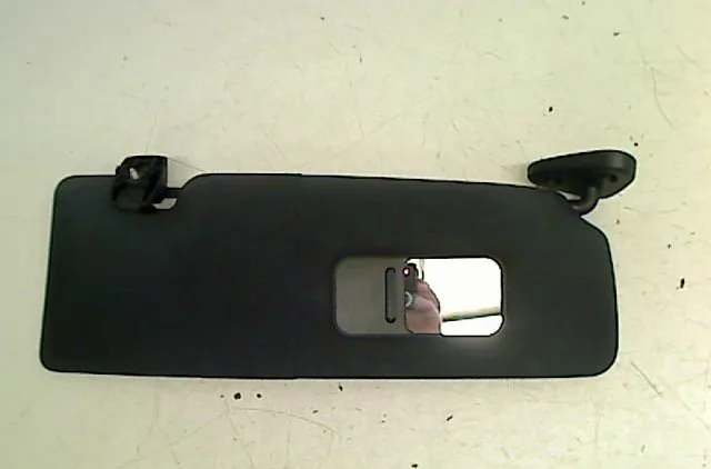 Pare-soleil droit Bmw 1 (E81) 118 d (2006-2011) 3 portes occasion