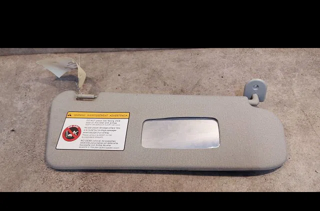 Pare-soleil droit Chevrolet AVEO - KALOS 3-5 portes (T250, T255) 1.2 lpg (2008-2011) occasion