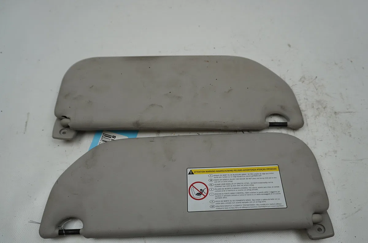 Pare-soleil droit Citroen C2 (JM_) 1.1 (2003-2012) 3 portes occasion