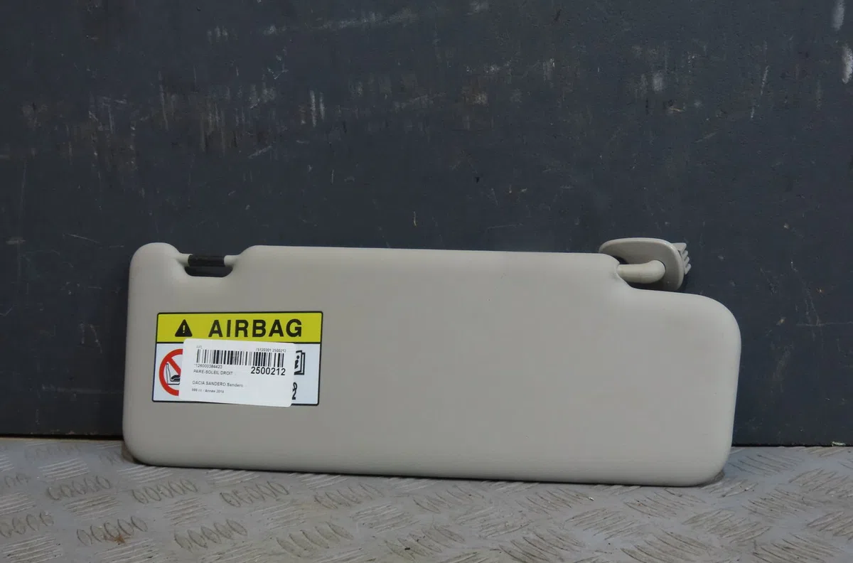 Pare-soleil droit Dacia SANDERO II 1.0 sce 75 (b8jc, b8jd) (2016) occasion