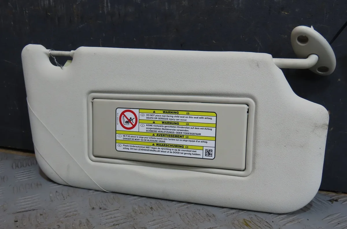 Pare-soleil droit Ford C-MAX II (DXA-CB7, DXA-CEU) 2.0 tdci (2010-2019) occasion