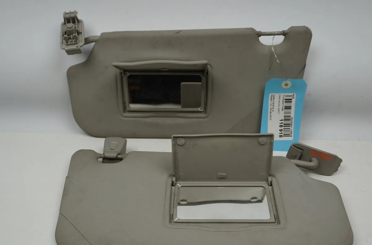 Pare-soleil droit Ford FIESTA VI (CB1, CCN) 1.4 tdci (2010-2012) 3 portes occasion
