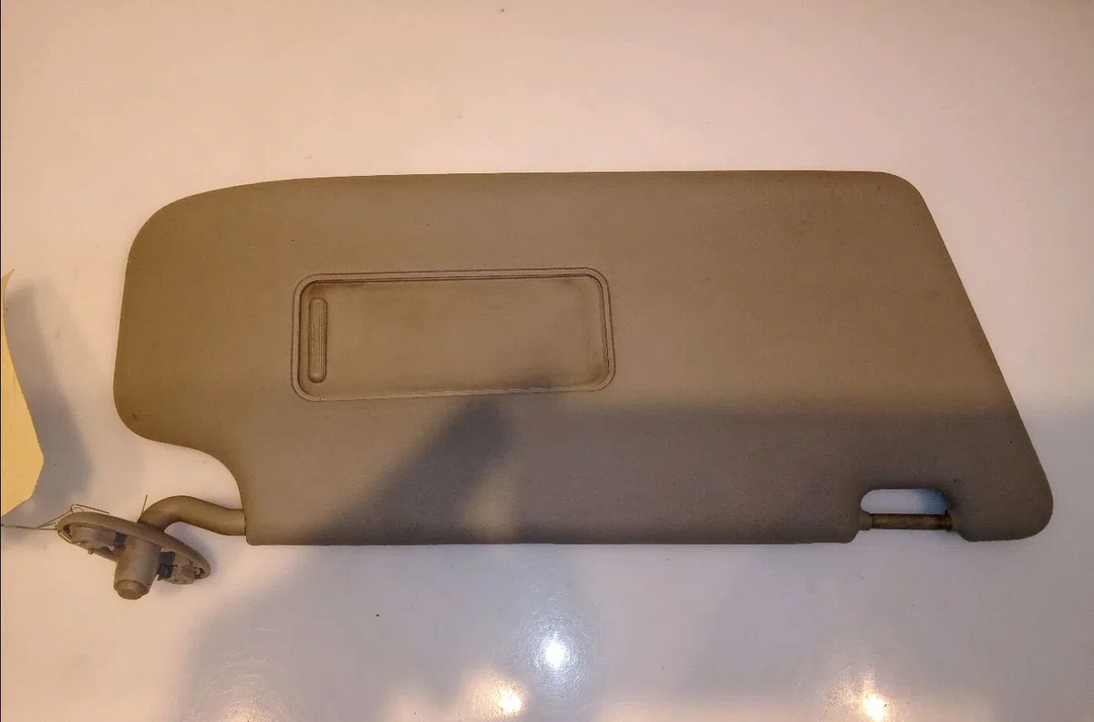 Pare-soleil droit Ford FOCUS I (DAW, DBW) 1.8 turbo di - tddi (1998-2004) occasion