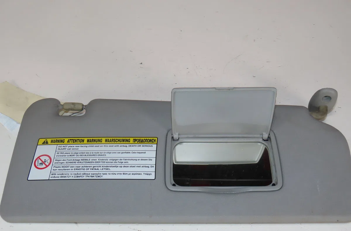 Pare-soleil droit Honda JAZZ II (GD_, GE3, GE2) 1.2 i-dsi (gd5, ge2) (2002-2008) 5 portes occasion