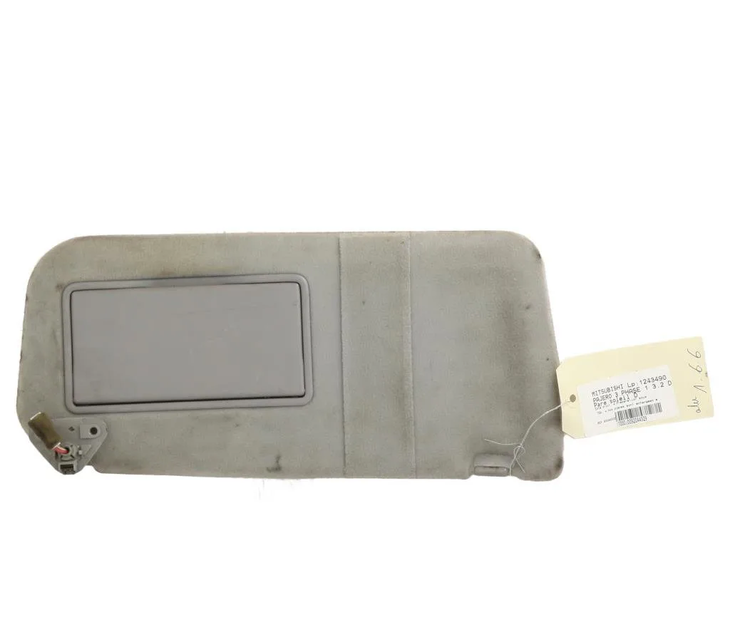 Pare-soleil droit Mitsubishi PAJERO III (V7_W, V6_W) 3.2 di-d (v68w, v78w) (2000-2006) occasion
