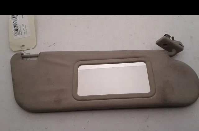 Pare-soleil droit Opel ASTRA G 3-5 portes (T98) 2.2 dti (f08, f48) (2002-2005) occasion