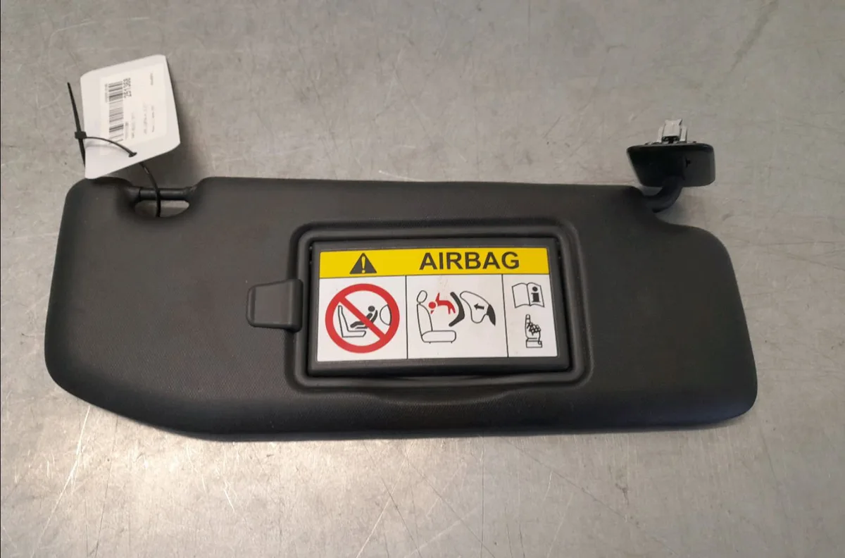 Pare-soleil droit Opel CORSA F 1.5 (68) (2019) occasion