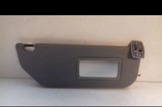 Pare-soleil droit Peugeot 106 II (1A_, 1C_) 1.5 d (1998-2004) 3 portes occasion