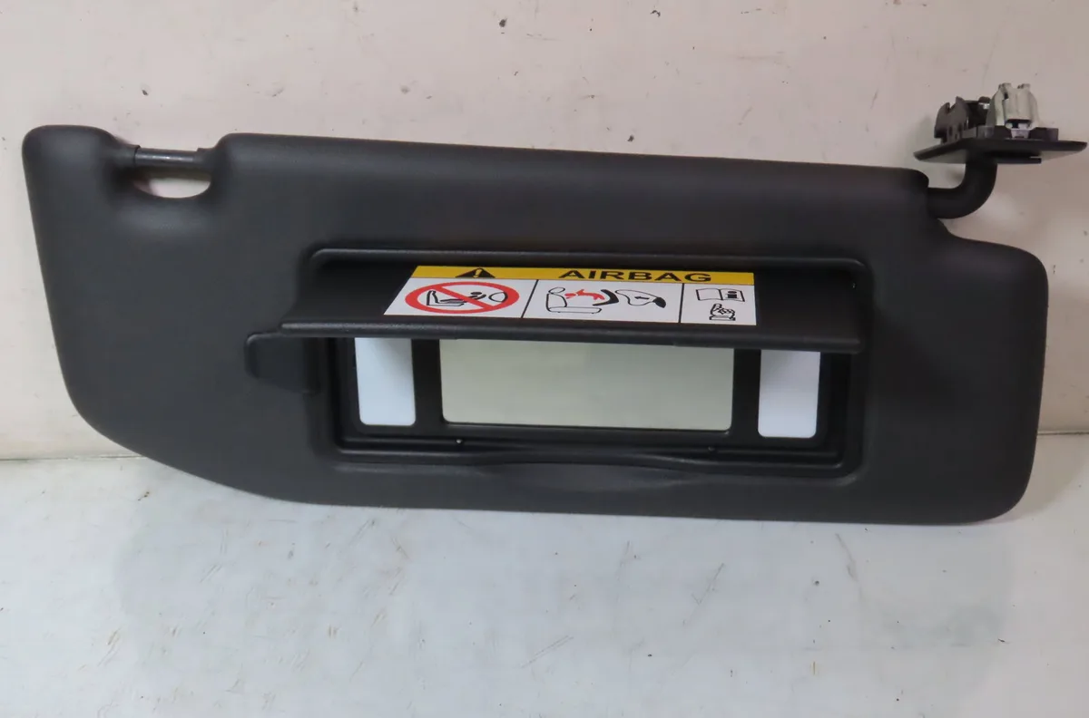 Pare-soleil droit Peugeot 208 I (CA_, CC_) 1.6 (2012) occasion