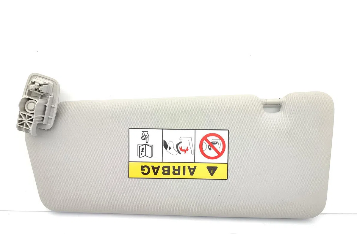 Pare-soleil droit RENAULT CLIO 4 PHASE 1 occasion