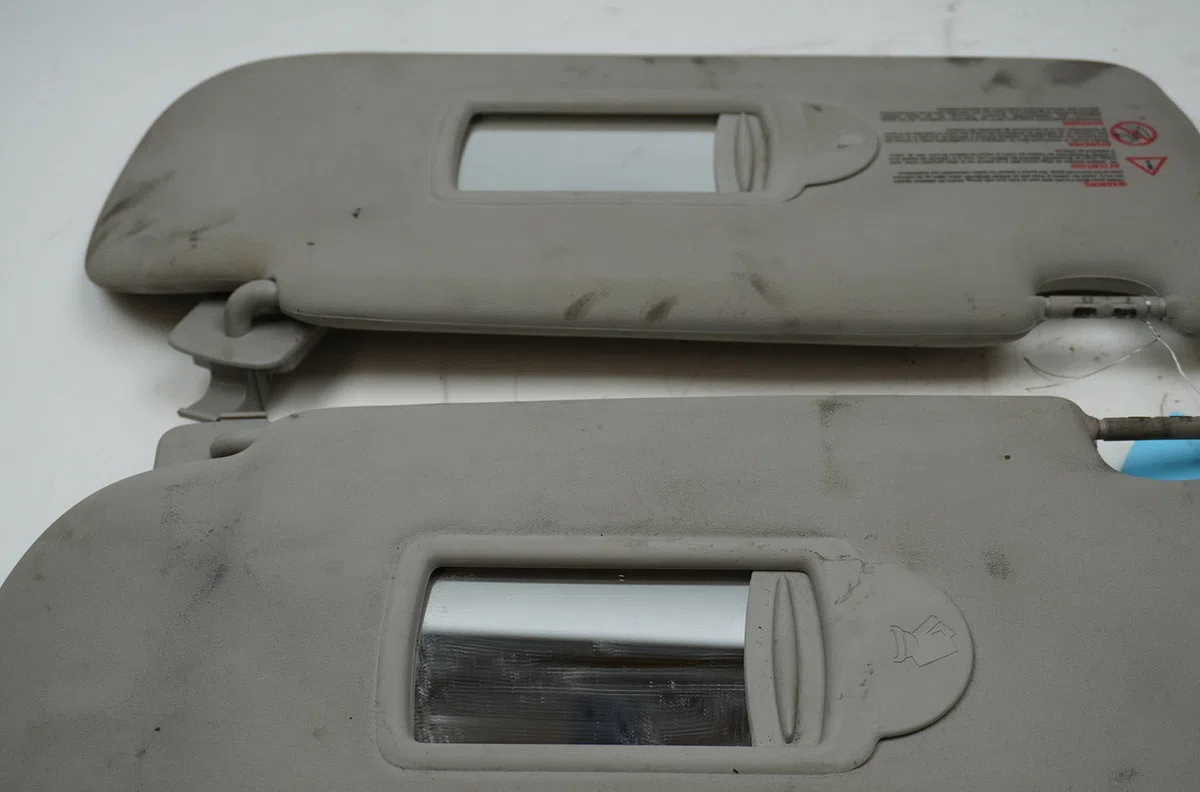 Pare-soleil droit Renault ESPACE IV (JK0-1_) 2.0 dci (jk01, jk02, jk1j, jk1k, jk1h) (2006) occasion