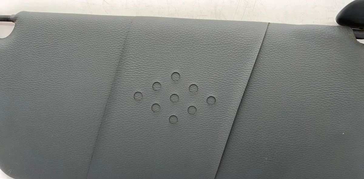 Pare-soleil droit RENAULT KANGOO 1 PHASE 1 occasion