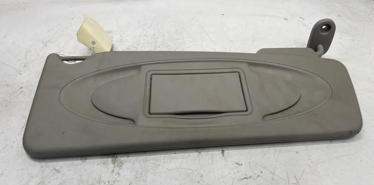 Pare-soleil droit Renault KANGOO Express (FW0-1_) 1.5 dci 90 (fw0g, fw05, fw08, fw11) (2009) 4 portes occasion