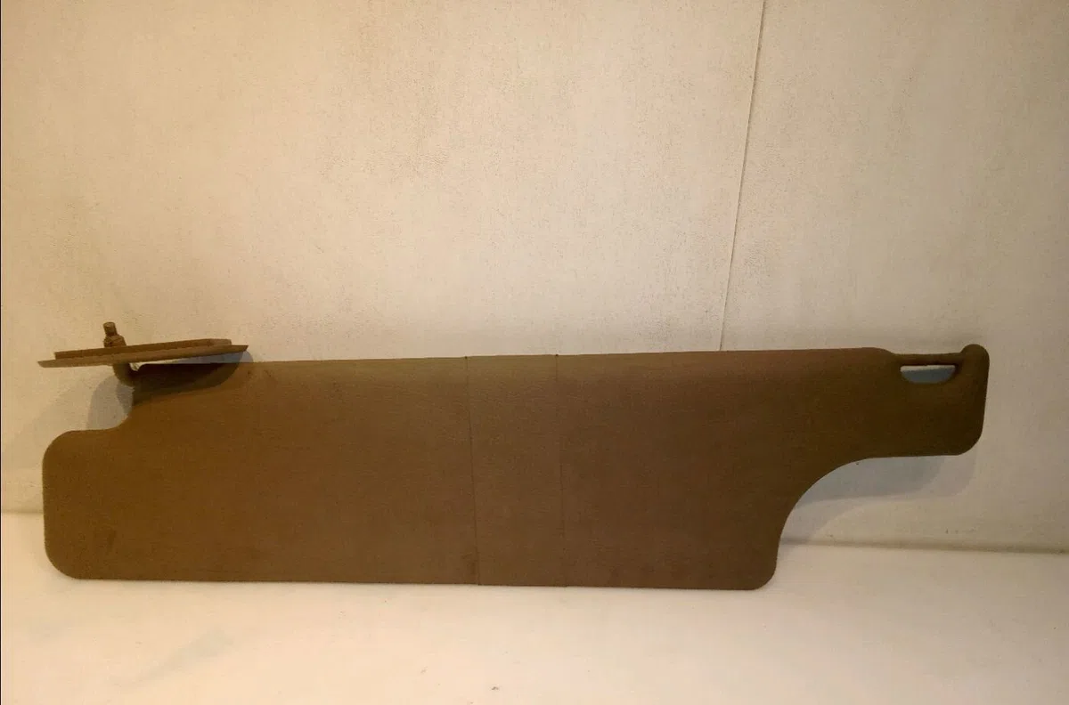 Pare-soleil droit Renault MASTER II Camionnette (FD) 2.8 dti (1998-2001) occasion