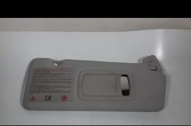 Pare-soleil droit Renault MEGANE III 3-5 portes (BZ0-1_, B3_) 1.5 dci (2009) occasion