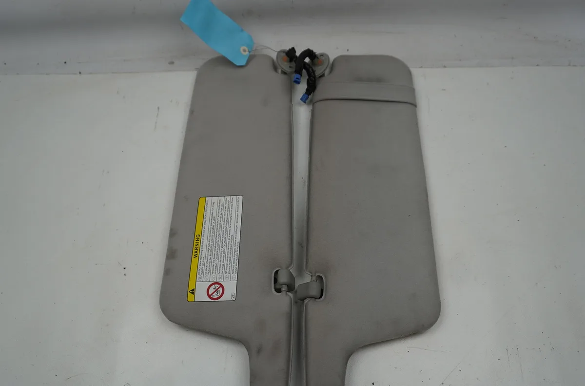 Pare-soleil droit Toyota PREVIA II (_R3_) 2.0 d-4d (clr30_) (2001-2006) occasion
