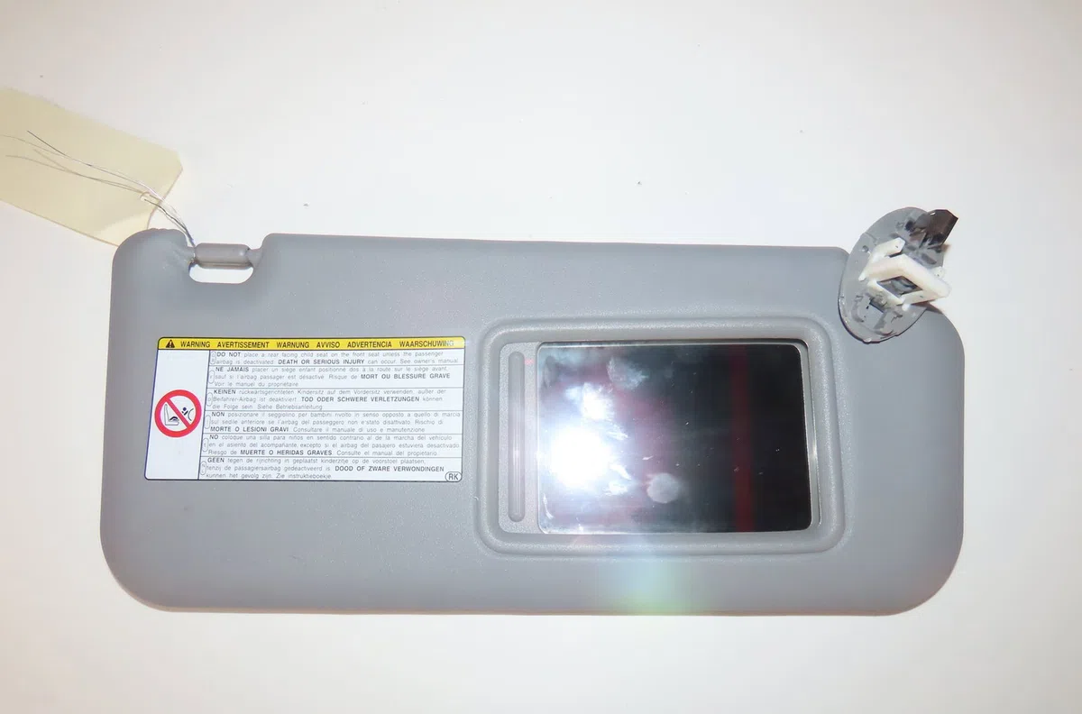 Pare-soleil droit Toyota RAV 4 III (_A3_) 2.2 d (ala35_) (2008-2013) occasion